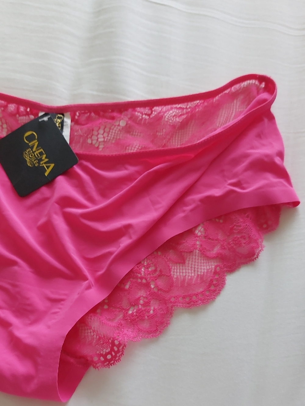 Seamless Hot Pink Lace Hipster Panty